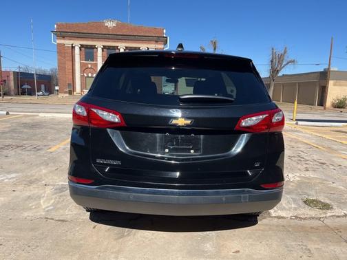 Mosaic Black Metallic 2018 Chevrolet Equinox LT