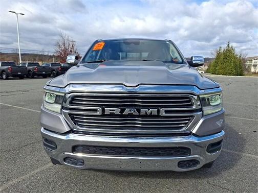 2022 RAM 1500 Laramie Crew Cab 4x4 57' Box