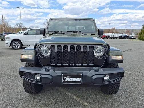 2022 Jeep Gladiator Willys Sport 4x4