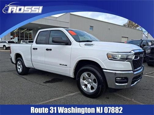 2025 RAM 1500 Big Horn Crew Cab 4x4 64' Box