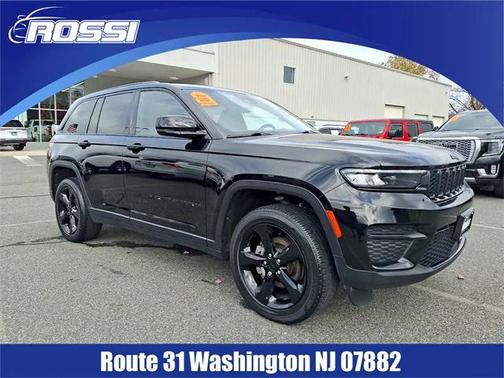 2022 Jeep Grand Cherokee Altitude 4x4