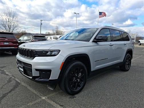 2024 Jeep Grand Cherokee L Altitude 4x4