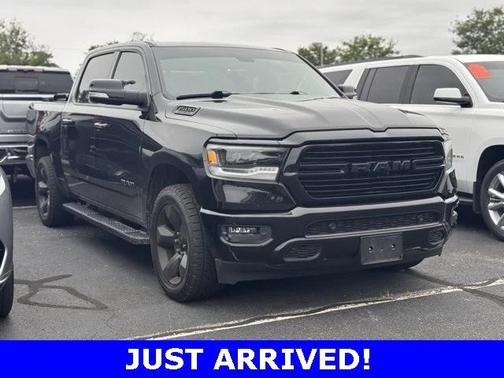 2019 RAM 1500 Big Horn/Lone Star Crew Cab 4x4 57' Box