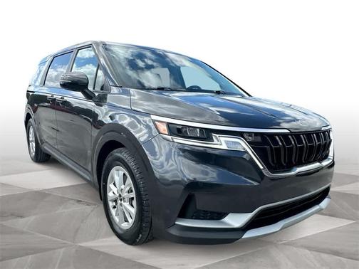 2023 Kia Carnival LX