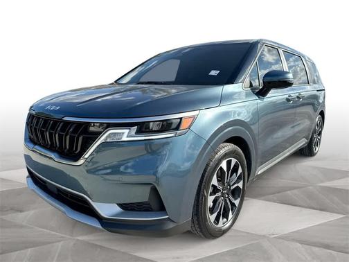 2024 Kia Carnival EX