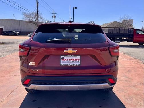 2024 Chevrolet Trax LT