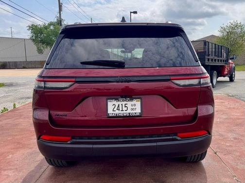 2025 Jeep Grand Cherokee Altitude