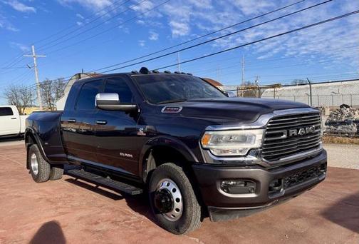 2020 RAM 3500 Laramie Mega Cab 4x4 6'4' Box