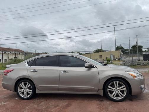 2013 Nissan Altima 3.5 SL
