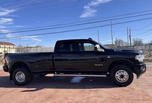 2024 RAM 3500 Big Horn Crew Cab 4x4 8' Box
