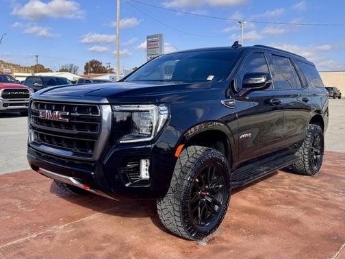 2022 GMC Yukon 4WD AT4