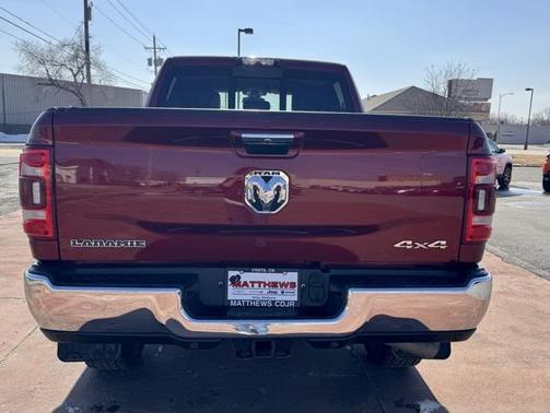 2019 RAM 2500 Laramie Crew Cab 4x4 6'4' Box