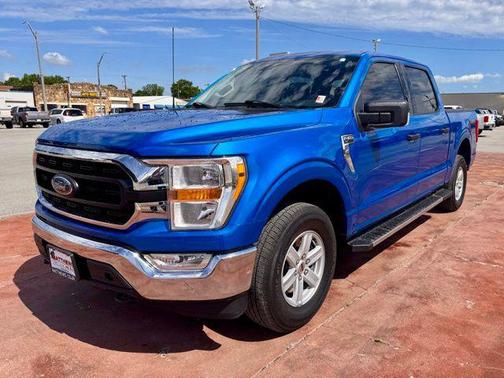 Blue Metallic 2021 Ford F-150 XLT