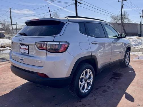 2025 Jeep Compass Latitude