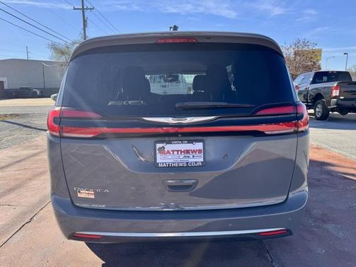 2021 Chrysler Pacifica Touring