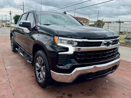 Black 2025 Chevrolet Silverado 1500 LT