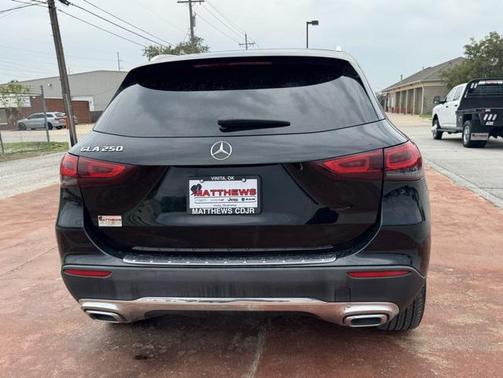 2021 Mercedes-Benz GLA 250 Base 4MATIC