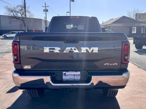2025 RAM 2500 Tradesman Crew Cab 4x4 8' Box