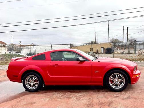 2006 Ford Mustang GT Premium