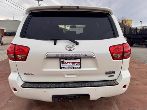 2010 Toyota Sequoia Platinum