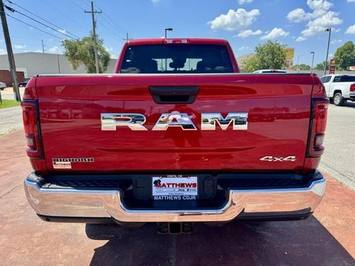 2025 RAM 2500 Big Horn Crew Cab 4x4 6'4' Box
