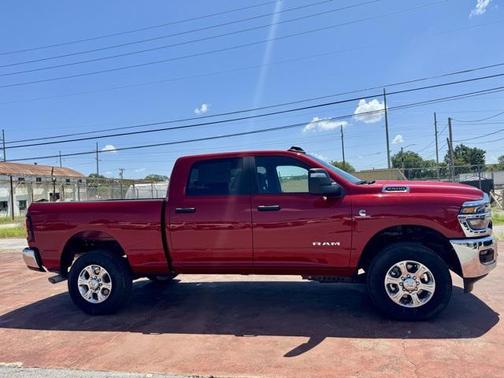 2025 RAM 2500 Big Horn Crew Cab 4x4 6'4' Box