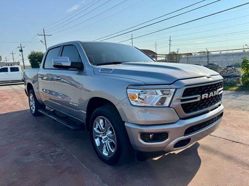 Billet Silver Metallic Clearcoat 2024 RAM 1500 Big Horn/Lone Star