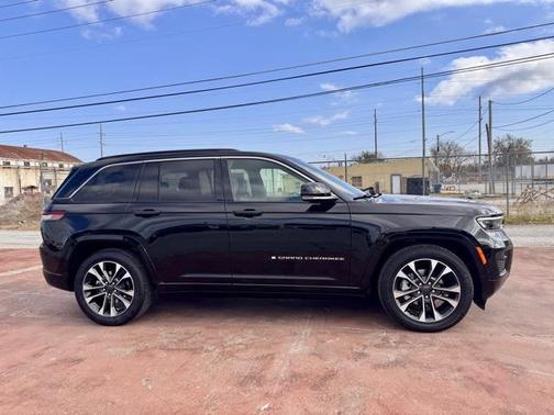 2025 Jeep Grand Cherokee Overland