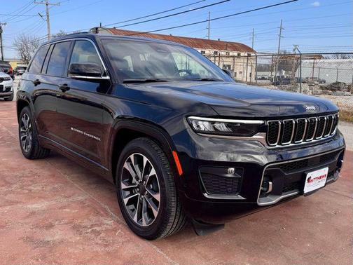 2025 Jeep Grand Cherokee Overland