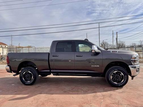 2026 RAM 2500 Laramie Crew Cab 4x4 6'4' Box