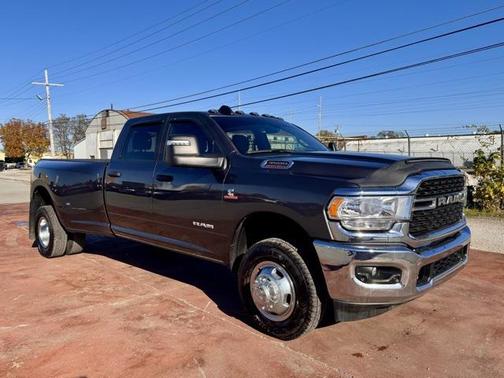 2023 RAM 3500 Big Horn Crew Cab 4x4 8' Box