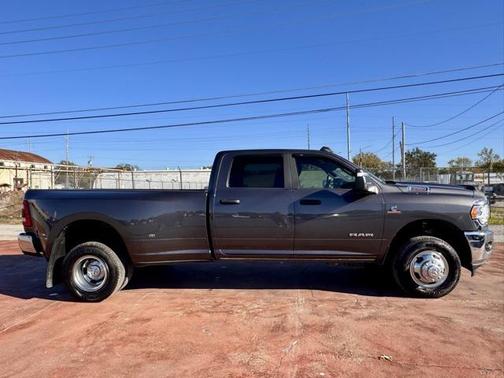 2023 RAM 3500 Big Horn Crew Cab 4x4 8' Box