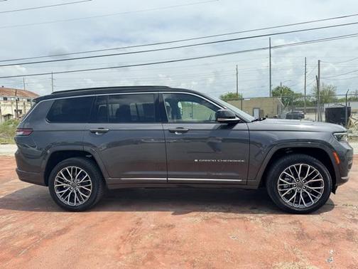 2025 Jeep Grand Cherokee L Summit Reserve