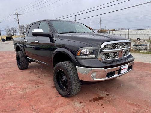 2016 RAM 1500 Laramie