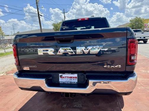 2025 RAM 2500 Big Horn Crew Cab 4x4 6'4' Box