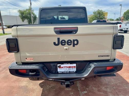 2020 Jeep Gladiator Sport