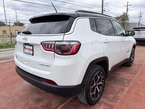Bright White Clearcoat 2025 Jeep Compass Limited