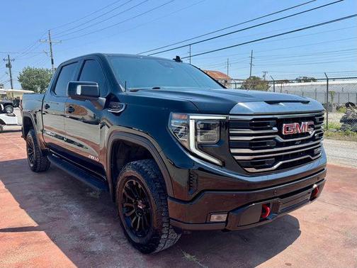 Onyx Black 2022 GMC Sierra 1500 AT4