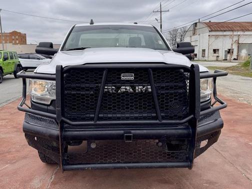 2020 RAM 3500 Tradesman Regular Cab 4x4 8' Box