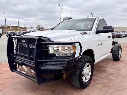 2020 RAM 3500 Tradesman Regular Cab 4x4 8' Box