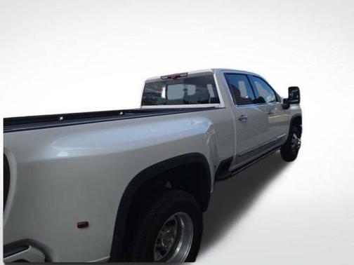 2025 Chevrolet Silverado 3500 High Country