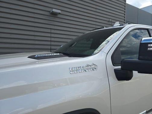 2025 Chevrolet Silverado 3500 High Country