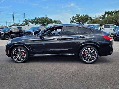 2022 BMW X4 xDrive30i