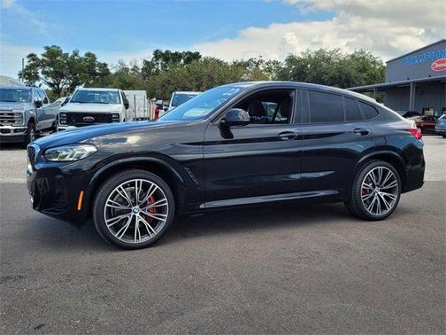 2022 BMW X4 xDrive30i