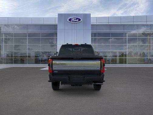 2025 Ford F-250 Platinum