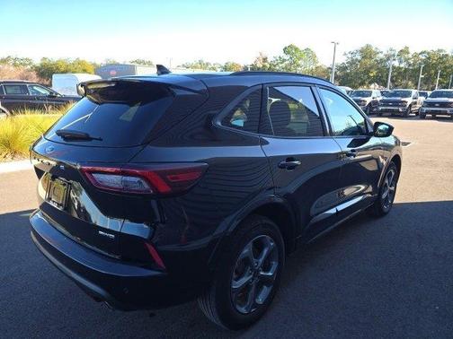 2024 Ford Escape ST-Line Select