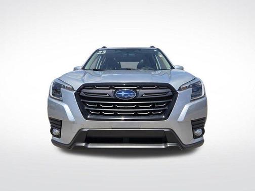 Ice Silver Metallic 2023 Subaru Forester Limited