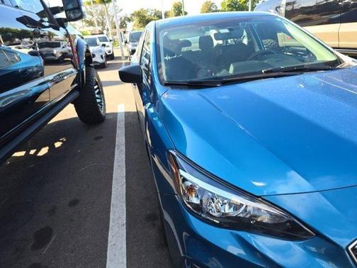 2019 Subaru Impreza 2.0i