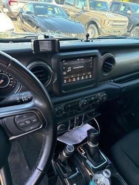 2021 Jeep Gladiator Sport