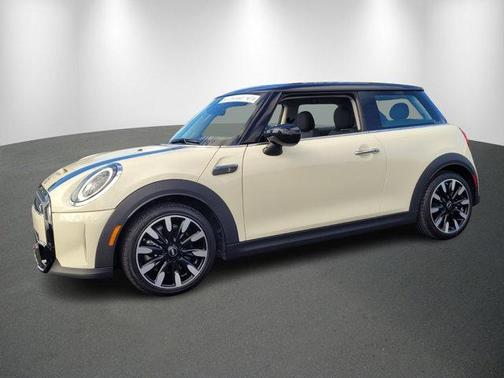 2023 MINI Hardtop Cooper